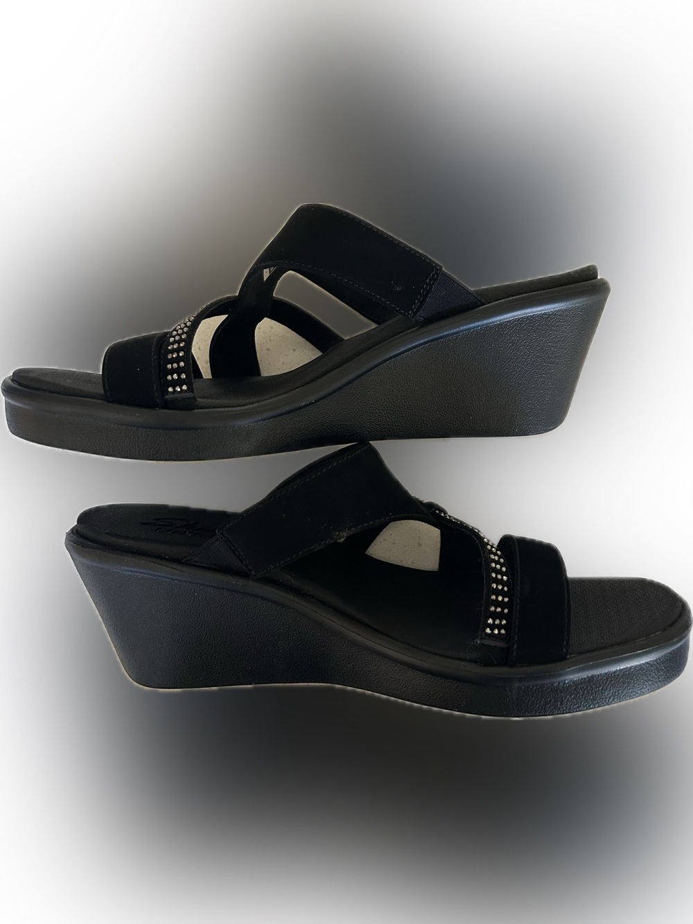 Skechers Luxe Foam Black Wedge Sandals with Studded Straps - Picture 7 of 7
